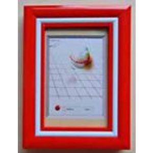 14337 Фоторамка пластиковая 10Х15, red with white stripe